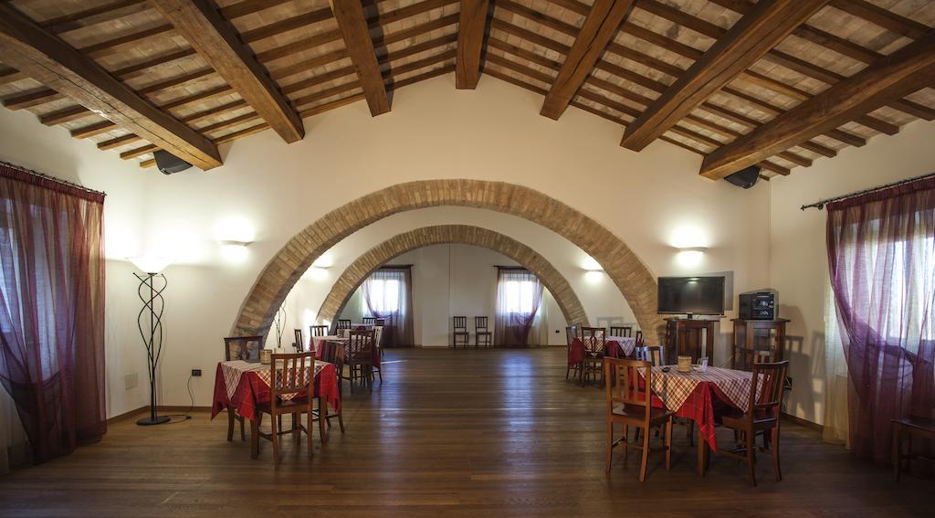 فندق Il Ristoro Del Viandante Offagna المظهر الخارجي الصورة