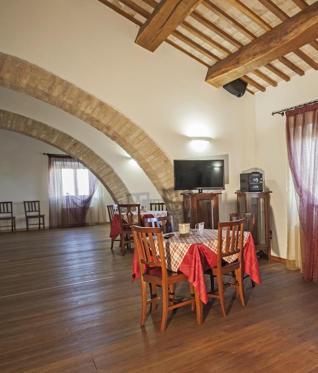 فندق Il Ristoro Del Viandante Offagna المظهر الخارجي الصورة